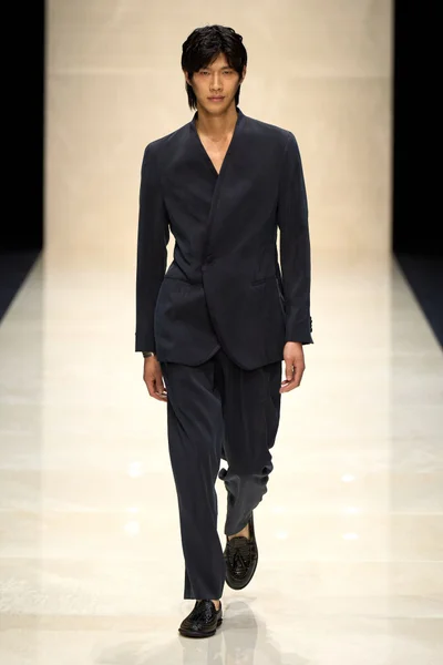 Look 92